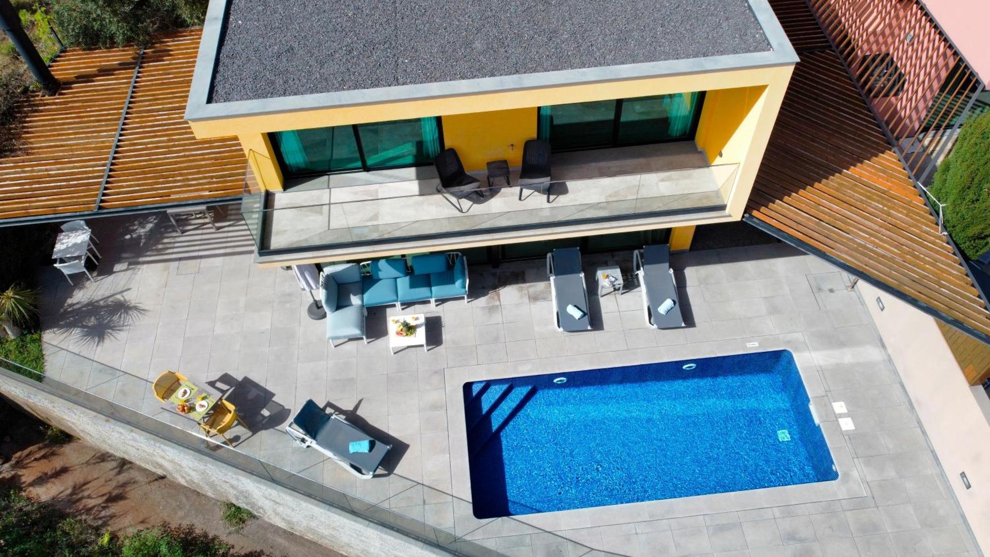 Eden Sun - A Modern Luxury Villa With A Panoramic View 普拉泽里什 外观 照片