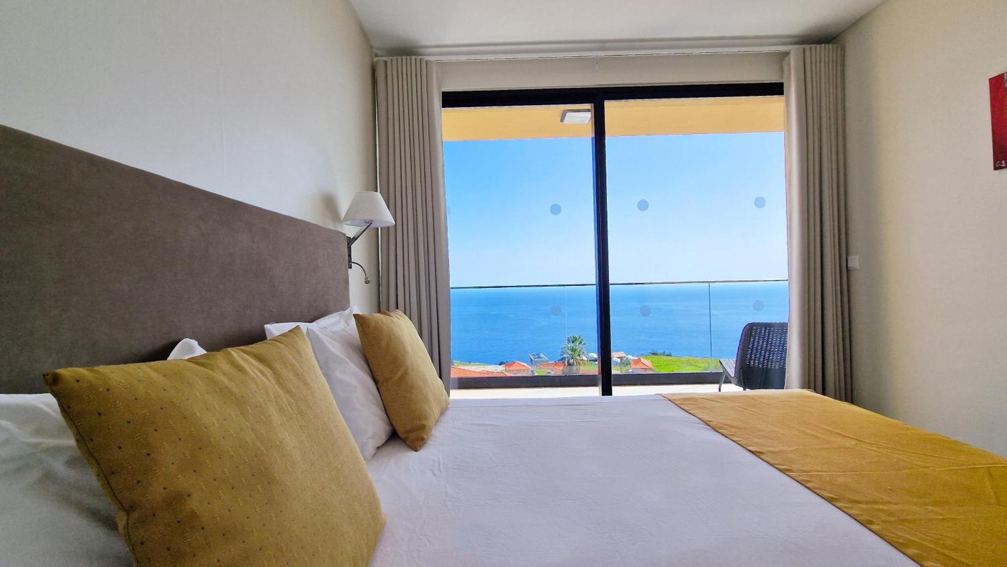 Eden Sun - A Modern Luxury Villa With A Panoramic View 普拉泽里什 外观 照片
