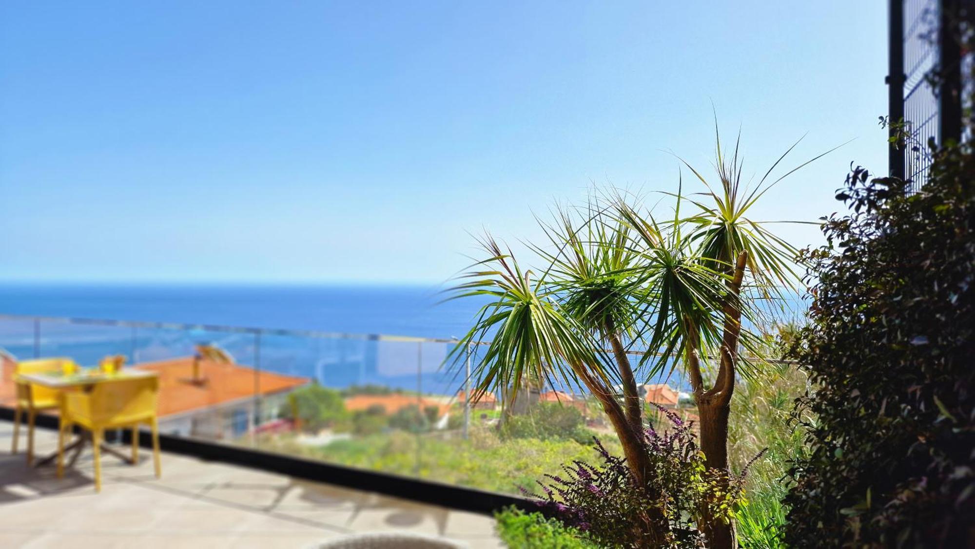 Eden Sun - A Modern Luxury Villa With A Panoramic View 普拉泽里什 外观 照片