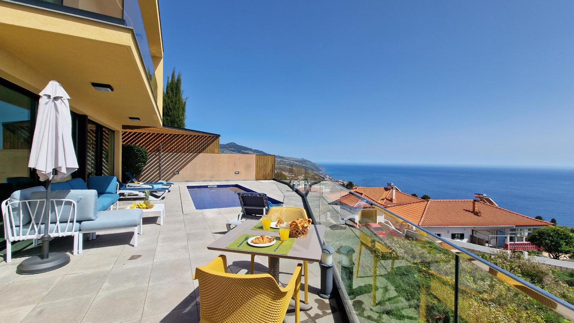 Eden Sun - A Modern Luxury Villa With A Panoramic View 普拉泽里什 外观 照片