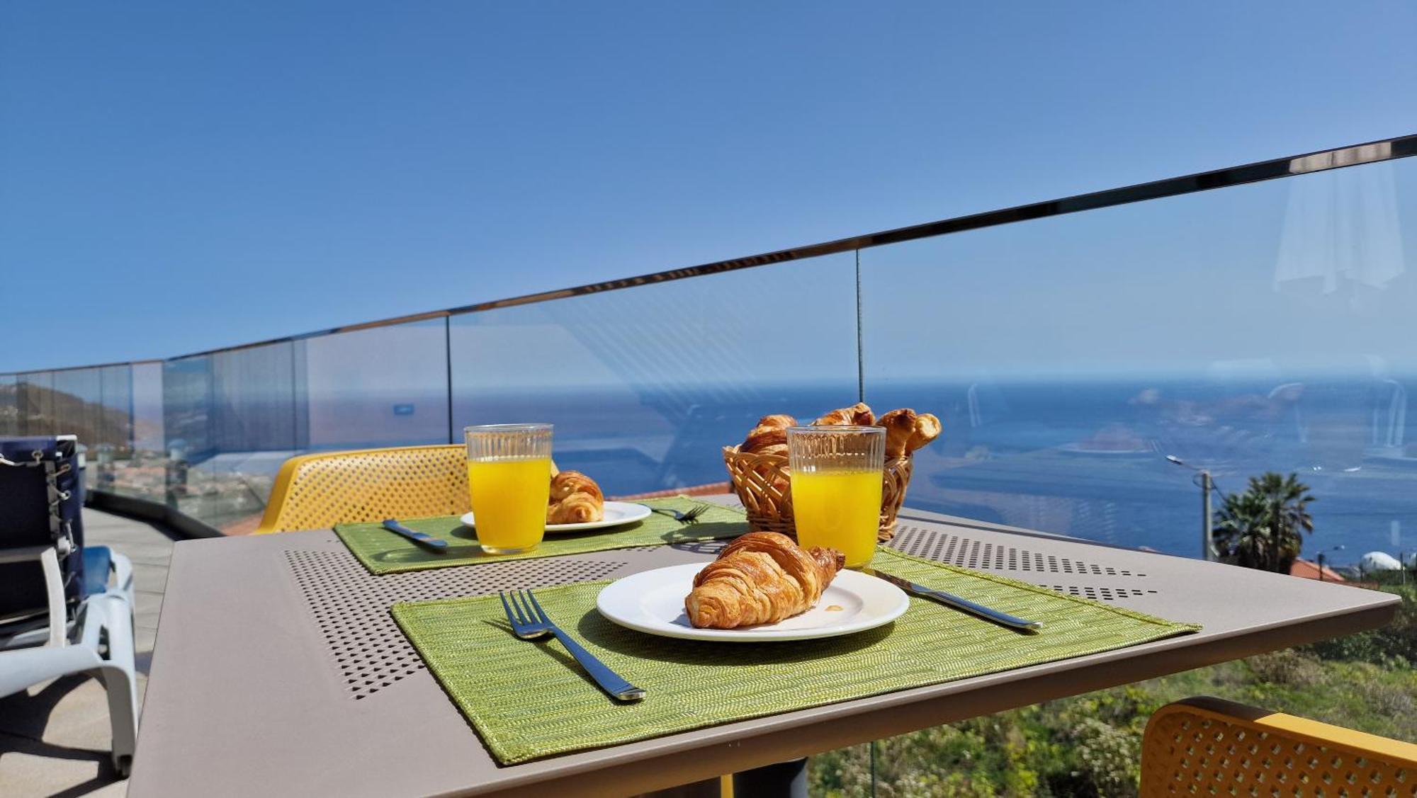 Eden Sun - A Modern Luxury Villa With A Panoramic View 普拉泽里什 外观 照片